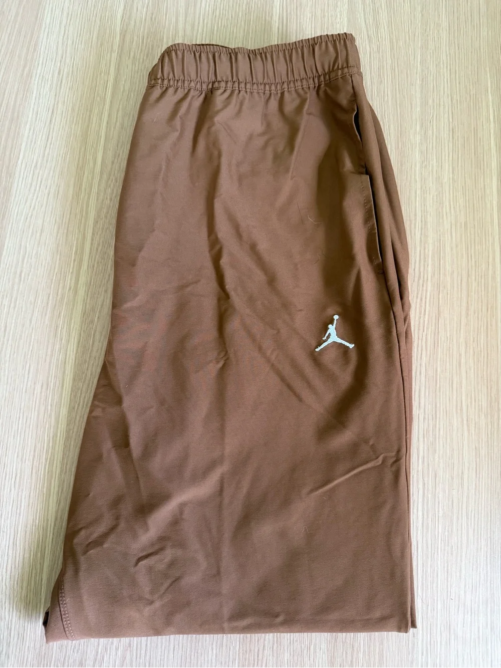 Jordan Brown Men's Jogger Pants with White Jumpman